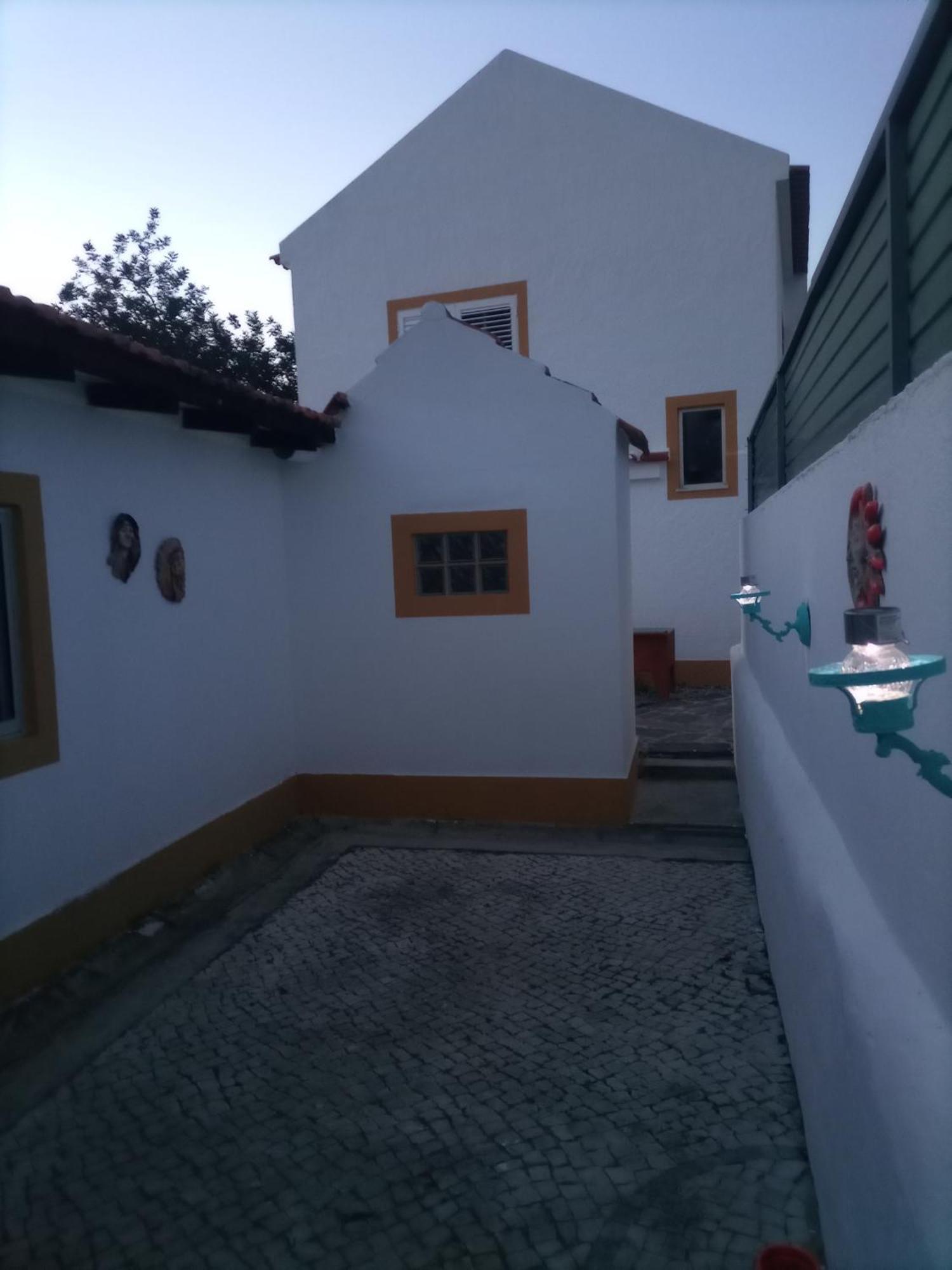 O Mundo Da Lua Villa Azeitao Bagian luar foto